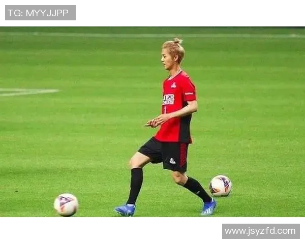 足球明星推荐的顶级球鞋精选图赏助你提升球技与时尚感